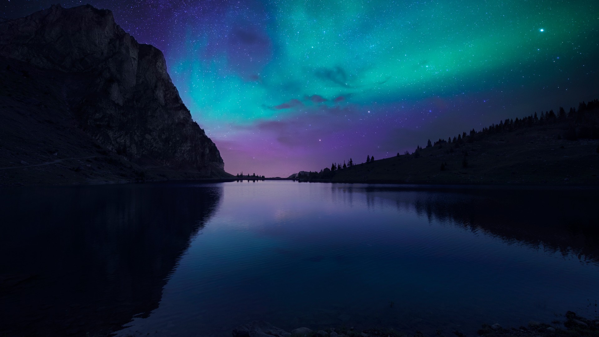 aurora_borealis_atmosphere-1920x1080.jpg - Aurora  Borealis
