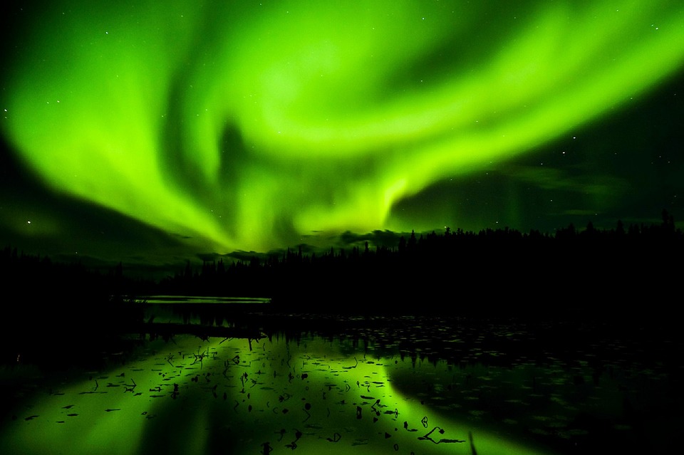 aurora-borealis-1066594_960_720.jpg - Aurora  Borealis