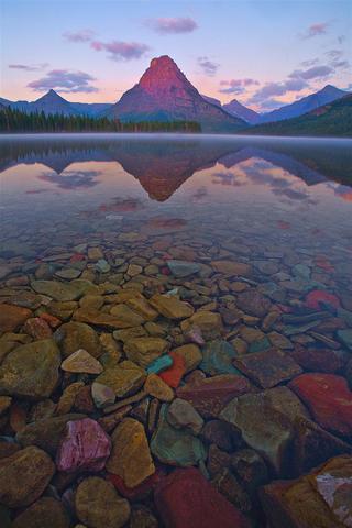 Kevin_McNeal_-_Coloured_Rock_Lake_in_Glacier_National_Park_large.jpg - Kevin  Mc  Neal