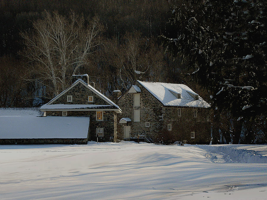 andrew-wyeth-estate-in-winter-gordon-beck.jpg - Andrew  Wyeth