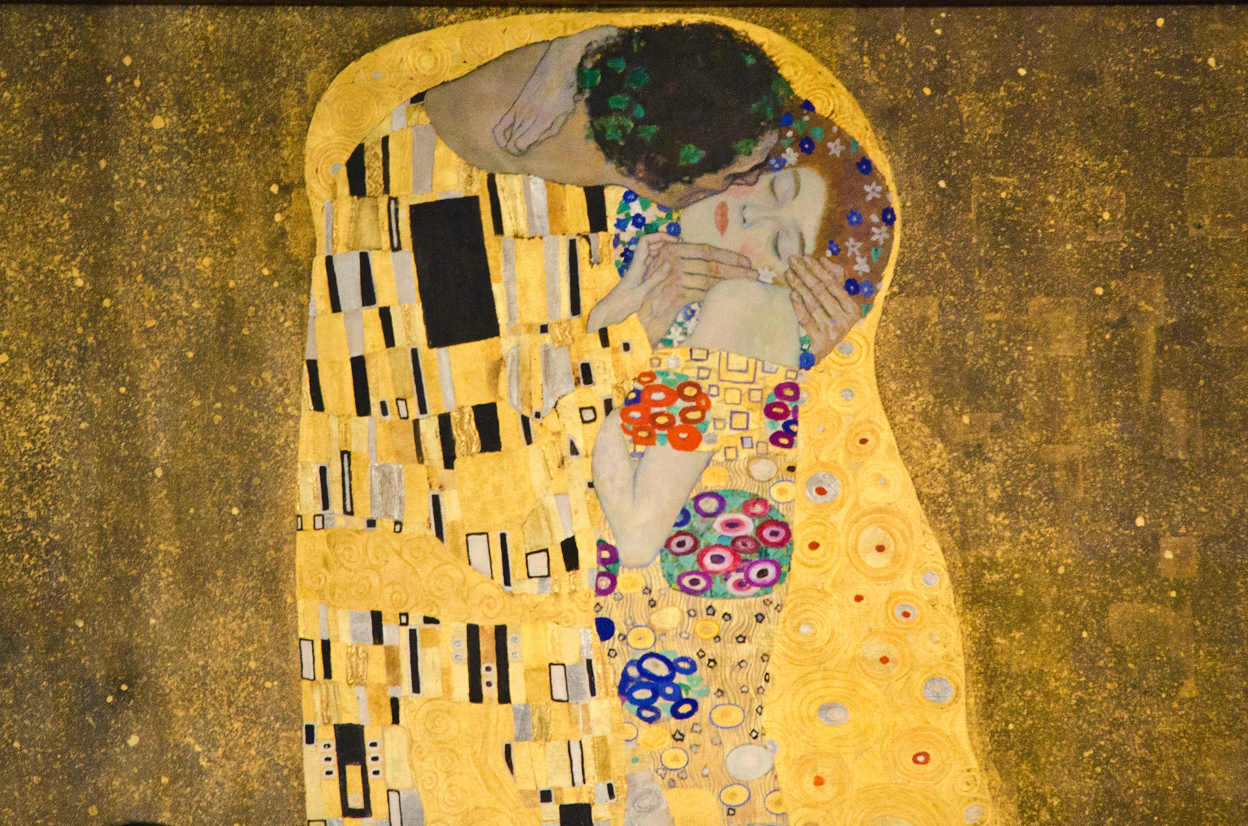detail-of-the-kiss-by-gustav-klimt.jpg - Gustav  Klimt