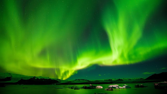 Aurora_Borealis_in_Iceland_img.jpg - Aurora  Borealis
